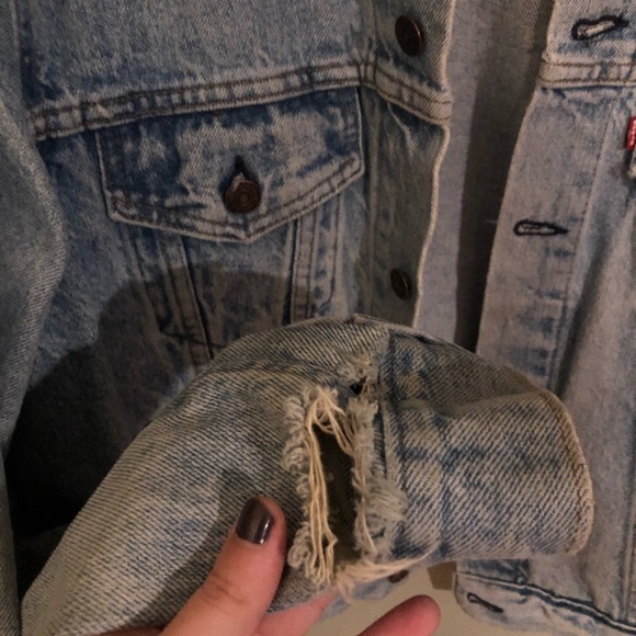 True Vintage Levis Denim Jacket - Picture 5 of 5
